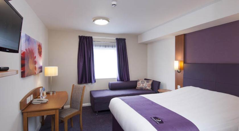 Premier Inn Basingstoke West Δωμάτιο φωτογραφία