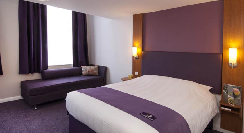 Premier Inn Basingstoke West Εξωτερικό φωτογραφία